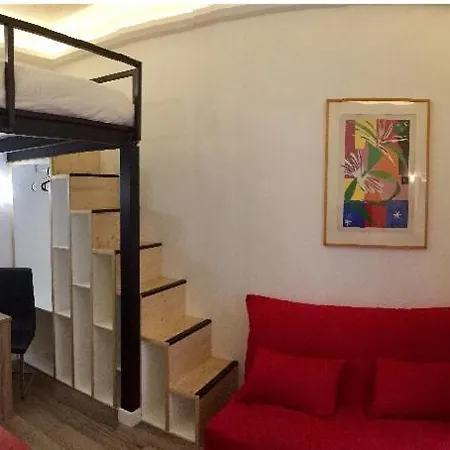 Deco Design, Hyper Calme Apartment *